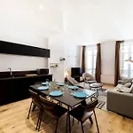 Allinlyon | Balneo Premium Terreaux شقة *