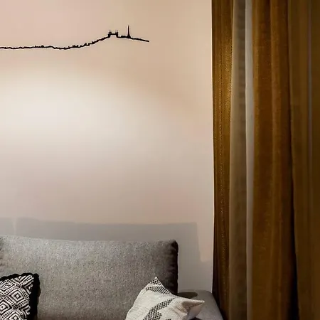Pur Bonheur De - Clim Et Balneo Ail Apartment